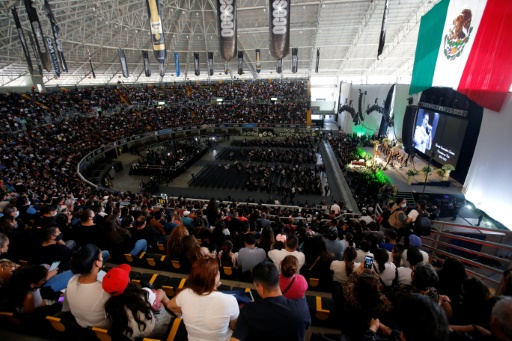 México: Guadalajara pleure son idôle Vicente Fernandez et célèbre son titre de champion