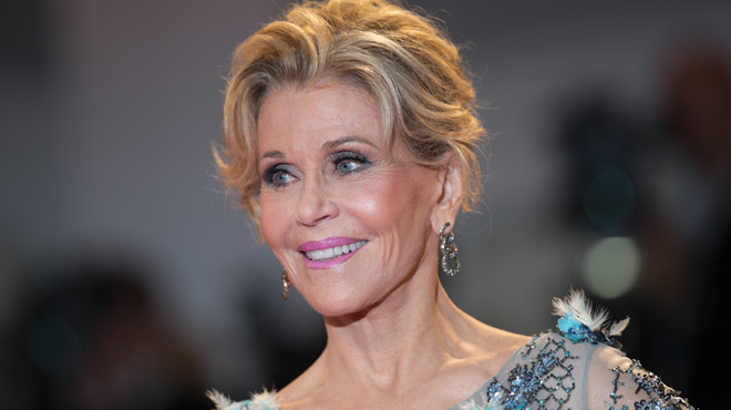 C'est l'anniversaire de Jane Fonda! Vous ne devinerez ...