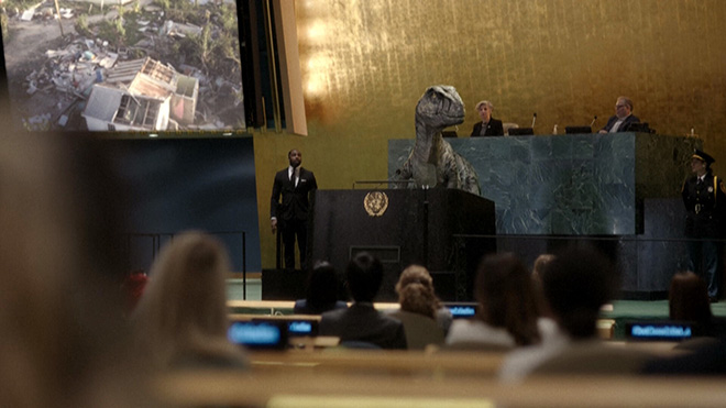 I dinosauri assaltano le Nazioni Unite per discutere del cambiamento climatico: “Abbiamo avuto un asteroide. Qual è la tua scusa?”