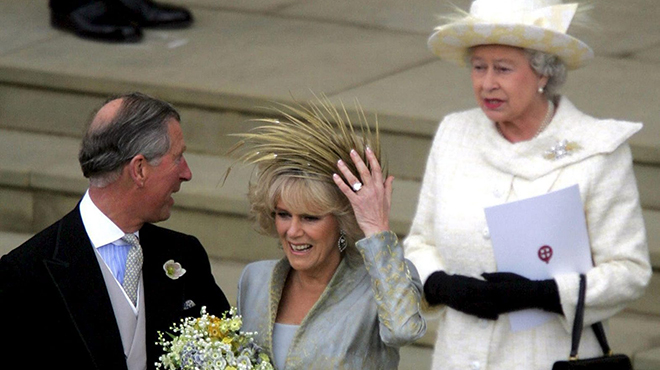 “Camilla DEVIENDRA reine”: l’annonce surprise de la reine Elizabeth saluée par la presse britannique ce dimanche