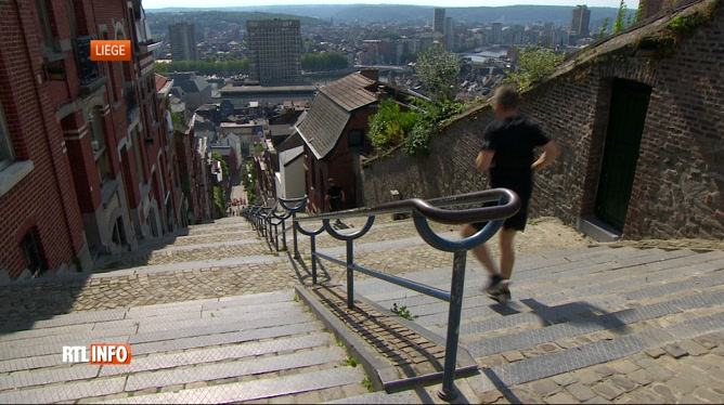 Lescalier De Bueren De Liège Est Lun Des Plus Extrême Dans Le Monde